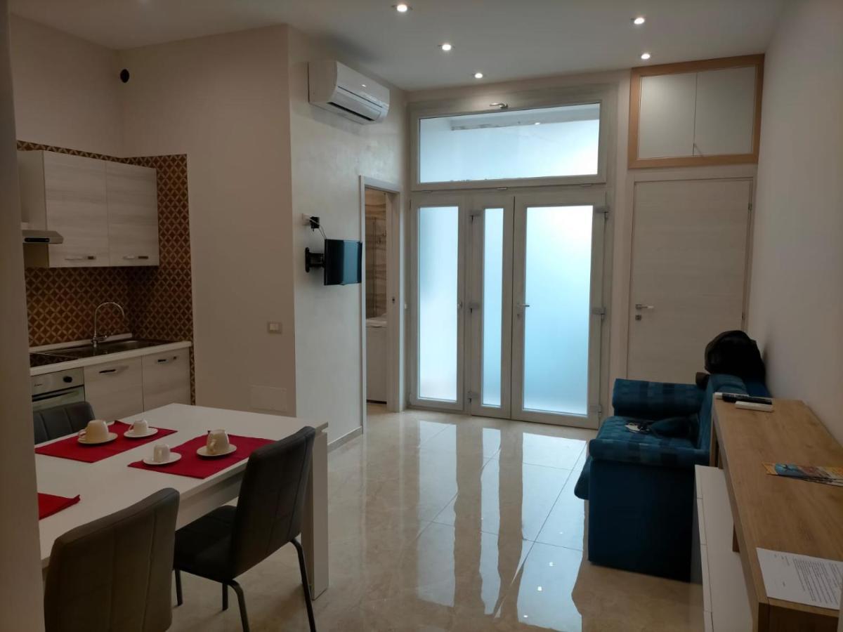 Scenu' Apartment Martina Franca Bagian luar foto